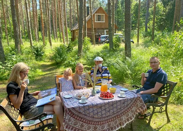 Meelste Puhkemajad Tahkunas- Sonn Ja Lovi